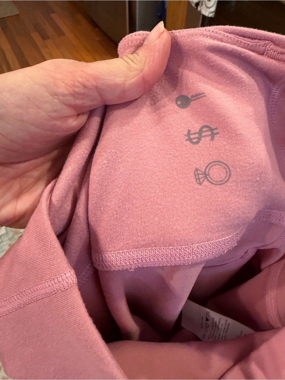 FIGS Chalk Pink Leggings Nursing - Picture 8 of 9